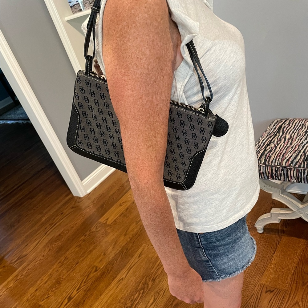Dooney & Bourke Classic Black Shoulder Bag